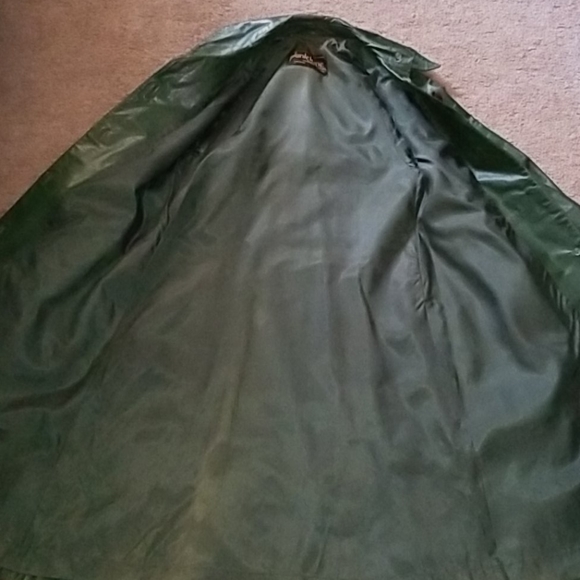 Coat - Picture 2 of 4